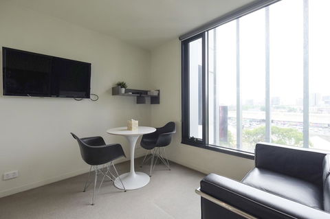 Mono Apartments On Franklin Street - Palm Beach Accommodation 6