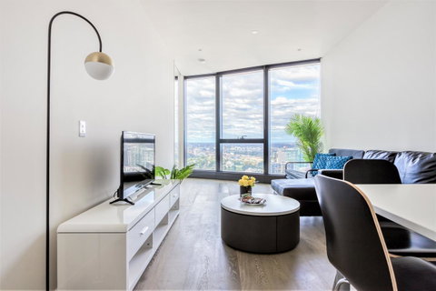 New Eureka 108 Hotel Apartments - Palm Beach Accommodation 7