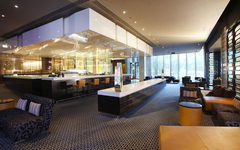Crown Promenade Melbourne - Palm Beach Accommodation 11