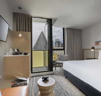 Brady Hotels Central Melbourne - Palm Beach Accommodation