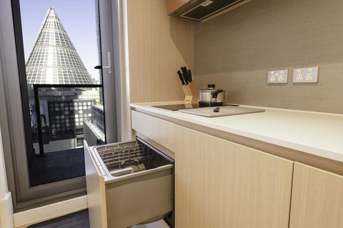 Brady Hotels Central Melbourne - Palm Beach Accommodation 9