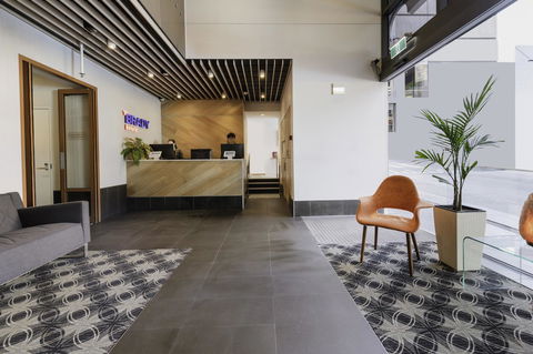 Brady Hotels Central Melbourne - Palm Beach Accommodation 11