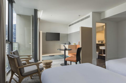 Brady Hotels Central Melbourne - Palm Beach Accommodation 2