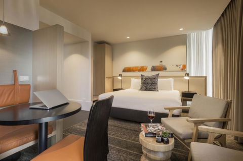 Brady Hotels Central Melbourne - Palm Beach Accommodation 3