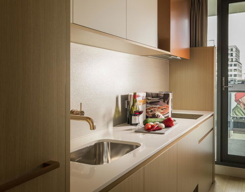 Brady Hotels Central Melbourne - Palm Beach Accommodation 17