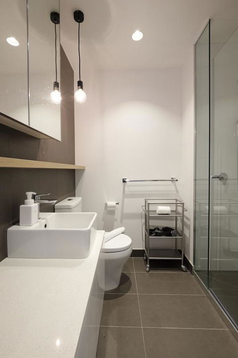 Mono Apartments On La Trobe Street - Palm Beach Accommodation 22