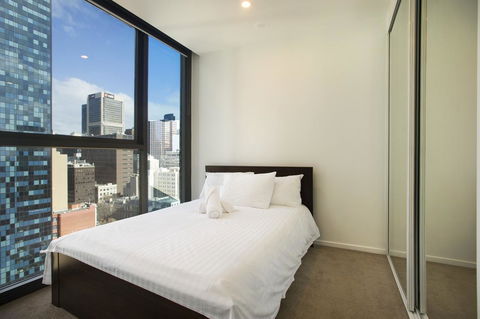 Mono Apartments On La Trobe Street - Palm Beach Accommodation 9