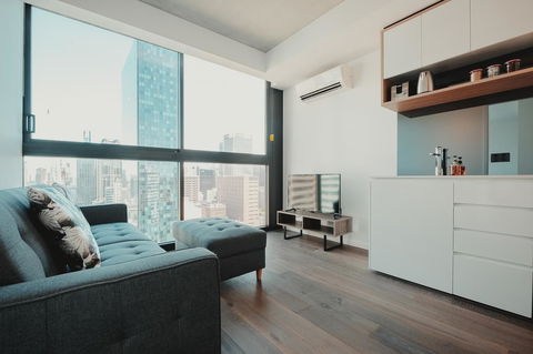 Mono Apartments On La Trobe Street - Palm Beach Accommodation 2