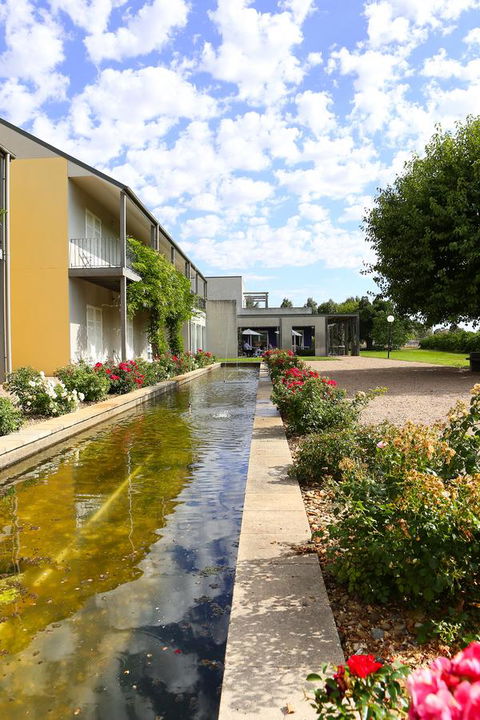 Lancemore Milawa - Palm Beach Accommodation 2