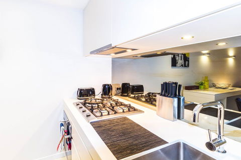 Stay Like Home - Palm Beach Accommodation 36