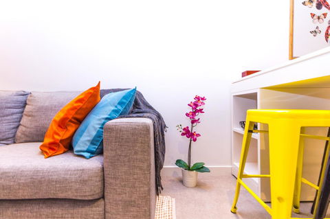 Stay Like Home - Palm Beach Accommodation 11