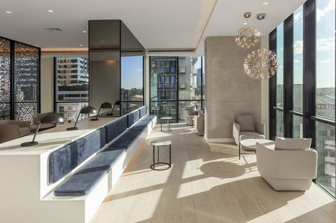 Imagine Lighthouse - Palm Beach Accommodation 10
