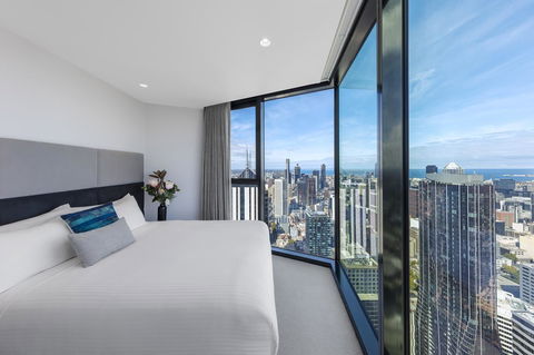 Imagine Lighthouse - Palm Beach Accommodation 1
