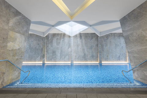 Imagine Lighthouse - Palm Beach Accommodation 2