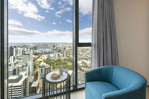 Imagine Lighthouse - Palm Beach Accommodation 18