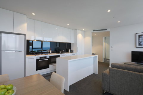 City Tempo - Power St - Palm Beach Accommodation 4