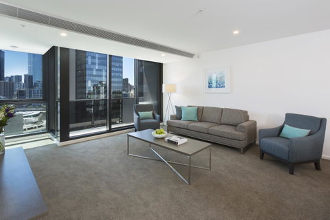 City Tempo - Power St - Palm Beach Accommodation 23