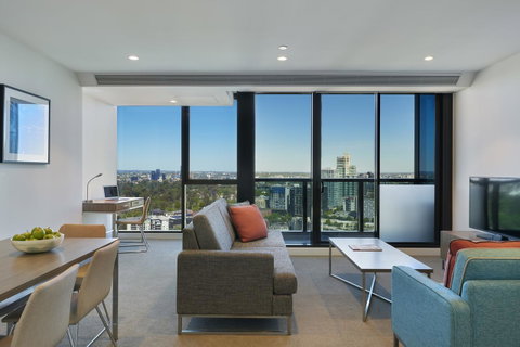 City Tempo - Power St - Palm Beach Accommodation 0