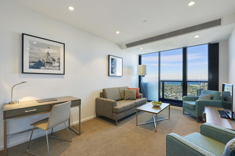 City Tempo - Power St - Palm Beach Accommodation 10