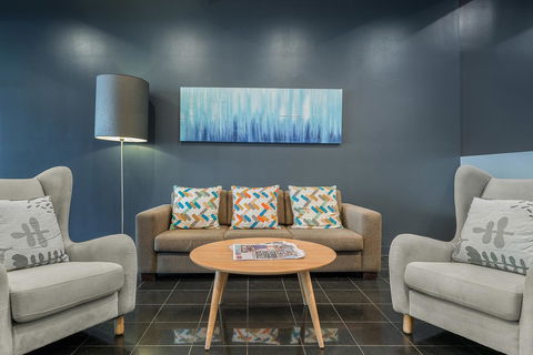 Mantra 100 Exhibition - Palm Beach Accommodation 1