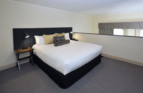 Grand Hotel Melbourne - Palm Beach Accommodation 18