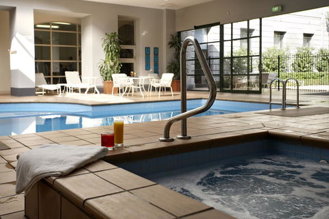 Grand Hotel Melbourne - Palm Beach Accommodation 5