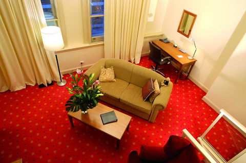 Grand Hotel Melbourne - Palm Beach Accommodation 12