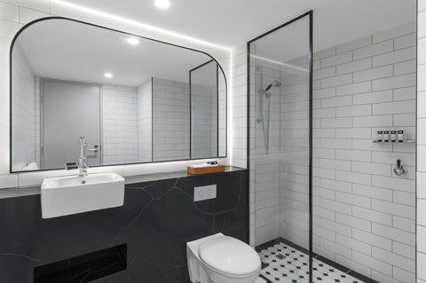 The Savoy Hotel On Little Collins Melbourne - Palm Beach Accommodation 17