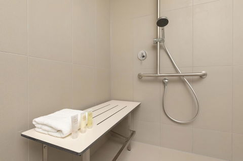 Ibis Melbourne Central - Palm Beach Accommodation 34