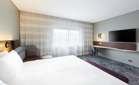 Holiday Inn Express Melbourne Southbank, An IHG Hotel - Palm Beach Accommodation 21