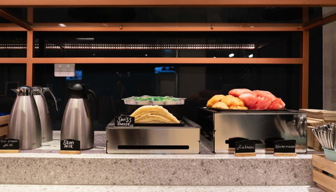 Holiday Inn Express Melbourne Southbank, An IHG Hotel - Palm Beach Accommodation 27