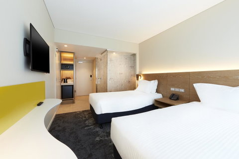 Holiday Inn Express Melbourne Southbank, An IHG Hotel - Palm Beach Accommodation 11