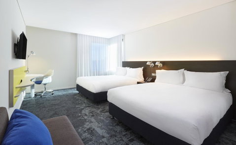 Holiday Inn Express Melbourne Southbank, An IHG Hotel - Palm Beach Accommodation 34
