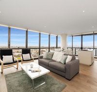 Best Views on Collins - Palm Beach Accommodation