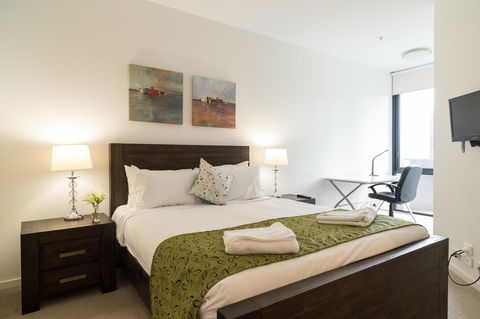AKOM AT Docklands - Palm Beach Accommodation 36