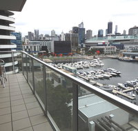 AKOM Docklands - Palm Beach Accommodation