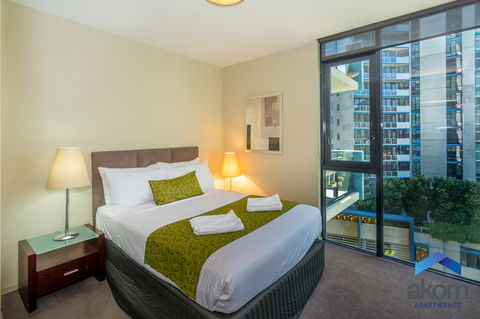 AKOM AT Docklands - Palm Beach Accommodation 27