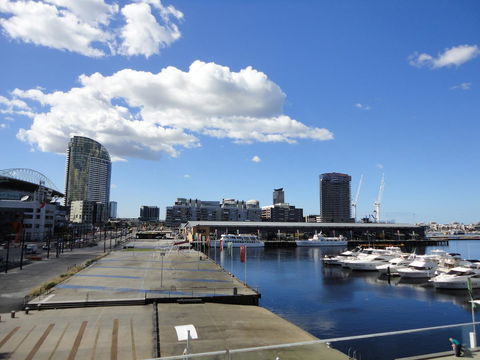 AKOM AT Docklands - Palm Beach Accommodation 37