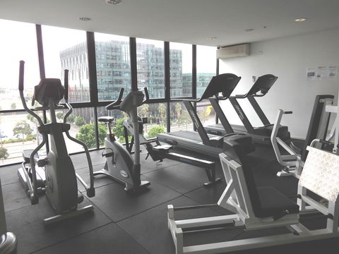 AKOM AT Docklands - Palm Beach Accommodation 35