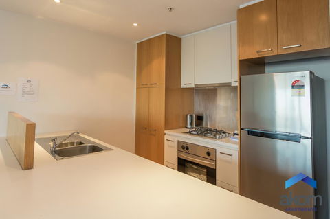 AKOM AT Docklands - Palm Beach Accommodation 8