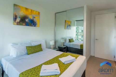 AKOM AT Docklands - Palm Beach Accommodation 22