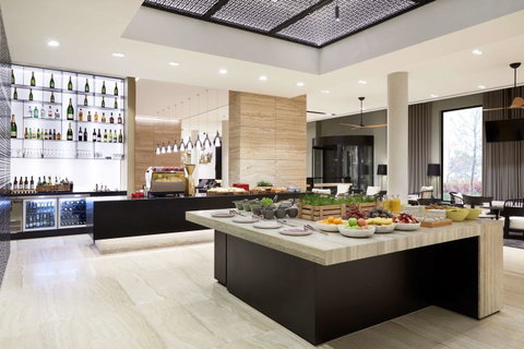 Hyatt Place Melbourne Essendon Fields - Palm Beach Accommodation 6