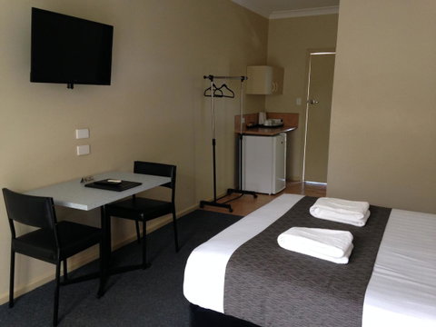 Robinvale Bridge Motel - Palm Beach Accommodation 13