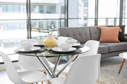 Complete Host Tiara Apartments - Palm Beach Accommodation 4