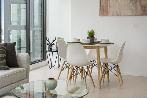 Complete Host Tiara Apartments - Palm Beach Accommodation 39