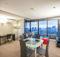 Southern Cross Serviced Apartments - Palm Beach Accommodation