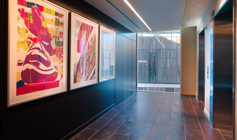Travelodge Hotel Melbourne Docklands - Palm Beach Accommodation 15