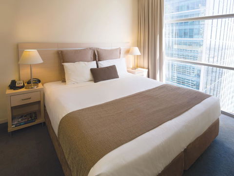 Oaks Melbourne On Lonsdale Suites - Palm Beach Accommodation 3