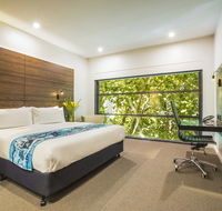 Holiday Inn Melbourne on Flinders - Palm Beach Accommodation