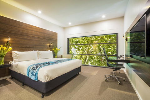 Hotel Indigo Melbourne On Flinders, An IHG Hotel - Palm Beach Accommodation 0